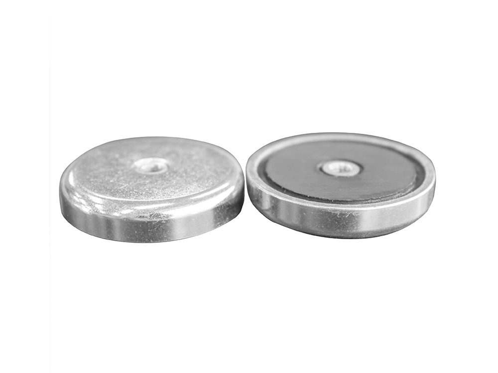 Ceramic Ferrite Pot Magnet Ø40mm x 8mm - M5 Internal Thread     